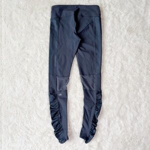 ALO Yoga Woman Gray Ruched Mesh Leggings SMALL Athleisure Activewear Yoga Gym